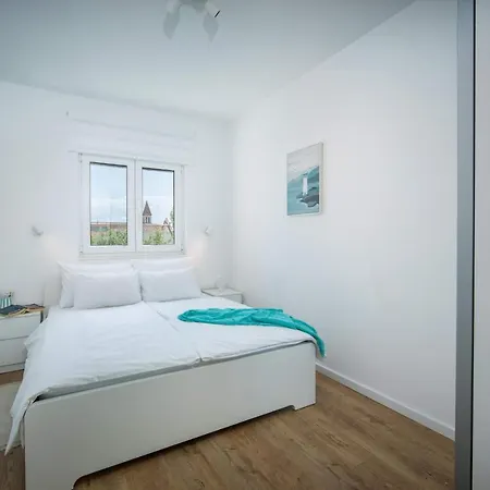 Sea Soon By The Beach, 2-bedrooms In Seget donji * Trogir